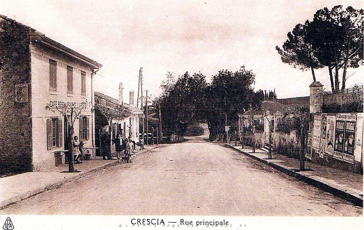 Crescia - Rue principale.jpg
